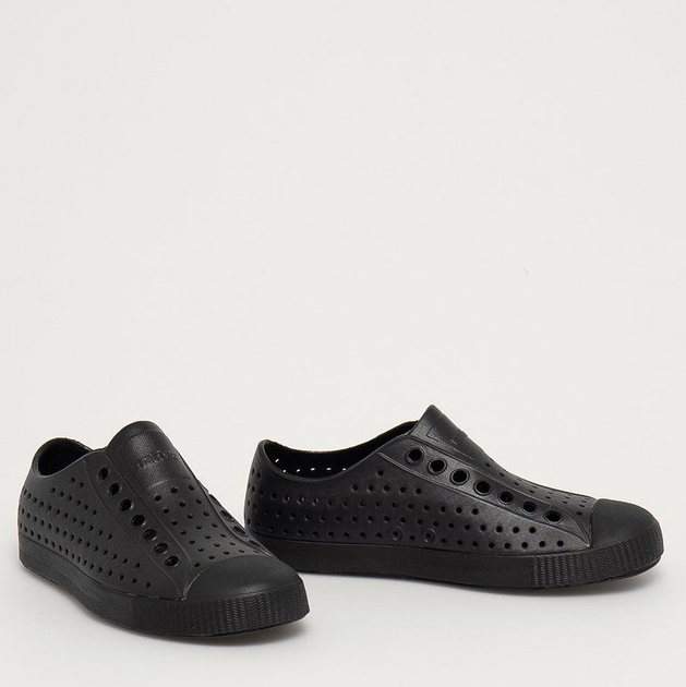 Slip-ony damskie Native Jefferson 903810-60-82 40 (7US) 25,3 cm Czarne (4894401139805) - obraz 2
