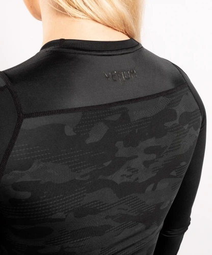 Женский рашгард Venum Defender Rashguard Long Sleeves Black Black (VENUM-03827-114-L) - изображение 5