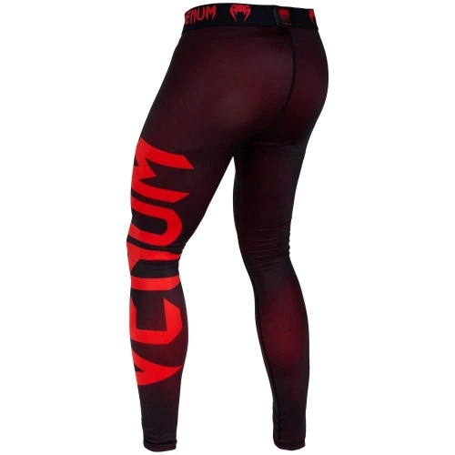 Компрессионные штаны Venum Giant Spats Black/Red (VENUM-02713BR-XXL) - Фото 2 Компрессионные штаны Venum Giant Spats Black/Red (VENUM-02713BR-XXL) - изображение 2