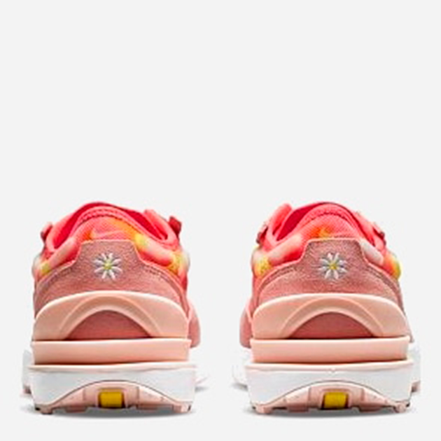 Жіночі кросівки для бігу Nike Waffle One DM9477-800 36 (4Y) Коралові (19524151237216) - зображення 5
