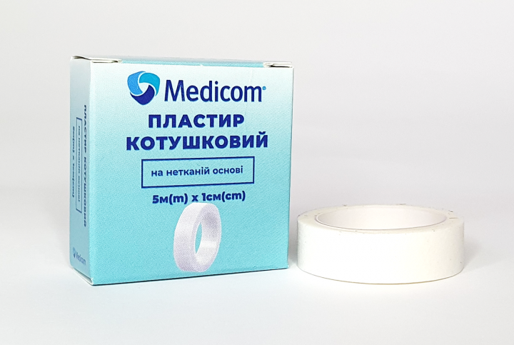 Пластир медичний котушковий Medicom на нетканій основі 5м x 1см - зображення 1