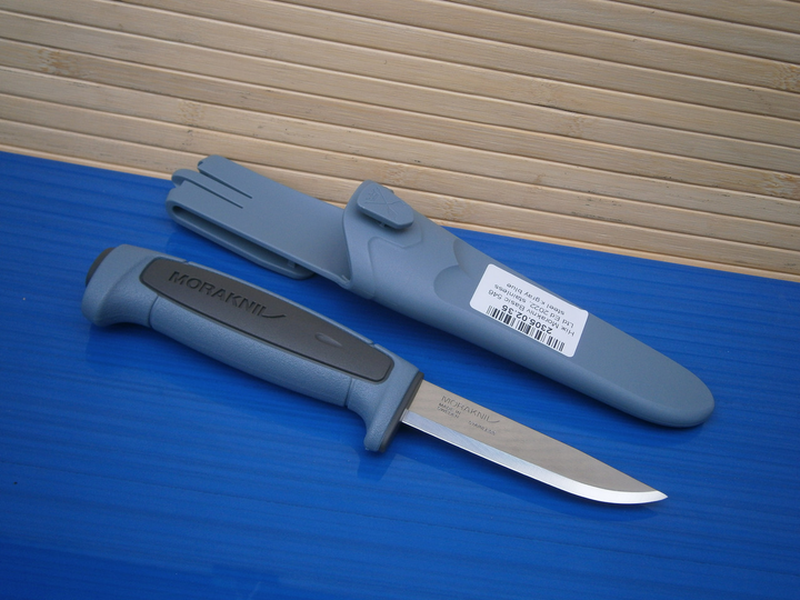 Ніж Morakniv Basic 546 LE-2022 Sandvik 12C27 Швеція - изображение 2