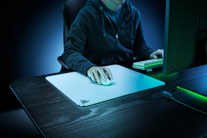Игровая поверхность Razer Atlas Speed/Control White (RZ02-04890200
