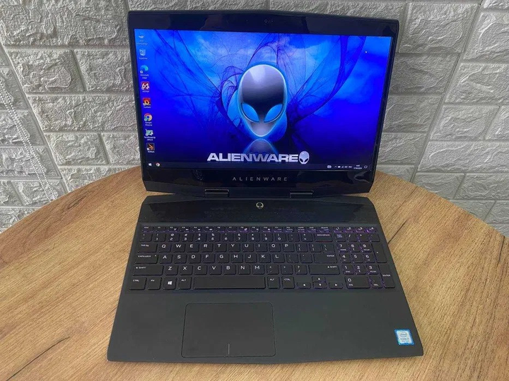 Ноутбук Dell Alienware m15 15,6" FHD IPS 144Hz i7 8750H 16Gb SSD 512Gb ...