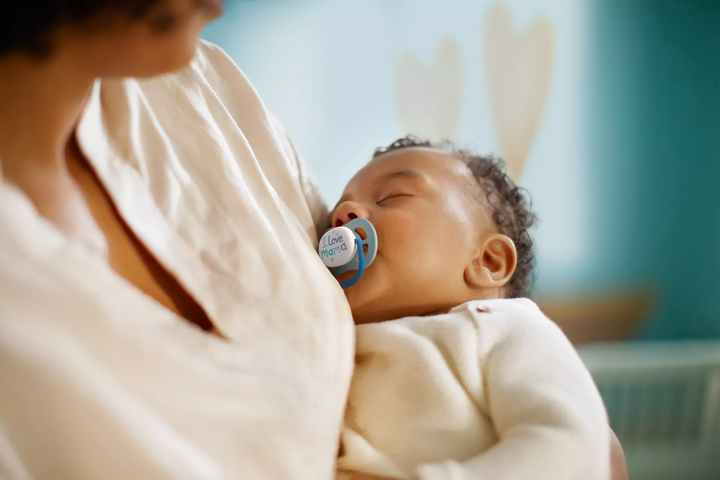 Пустышка Avent ортодонтическая Ultra Air I love для мальчиков 0-6 мес 2шт SCF080/01 (SCF080/01) - Фото 5 Пустышка Avent ортодонтическая Ultra Air I love для мальчиков 0-6 мес 2шт SCF080/01 (SCF080/01) - изображение 5