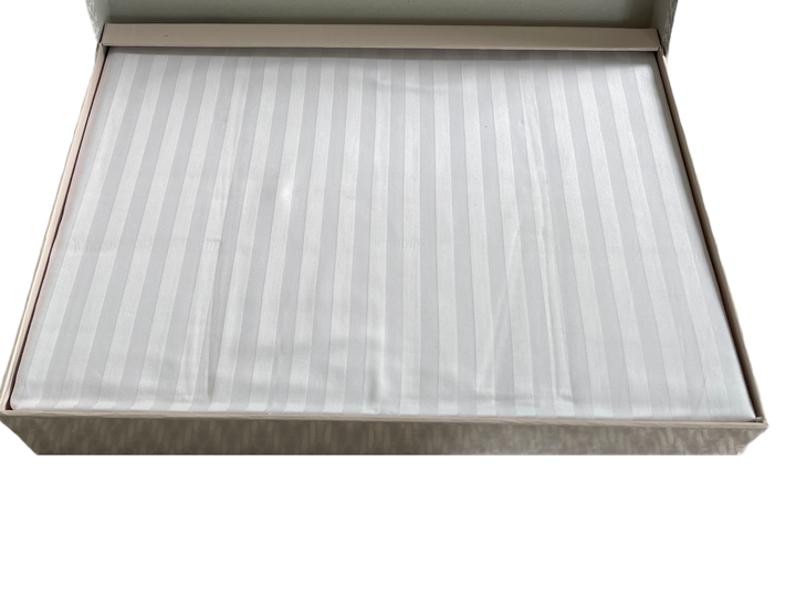 Комплект постельного белья Maison D'or New Rails White сатин 220-160*2 см белый - изображение 4