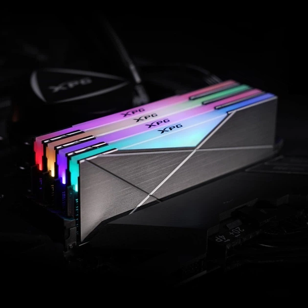 メモリー XPG SPECTRIX D50 DDR4 32GB (4x8GB) SPECTRIX D50 DDR4 RGB メモリモジュール