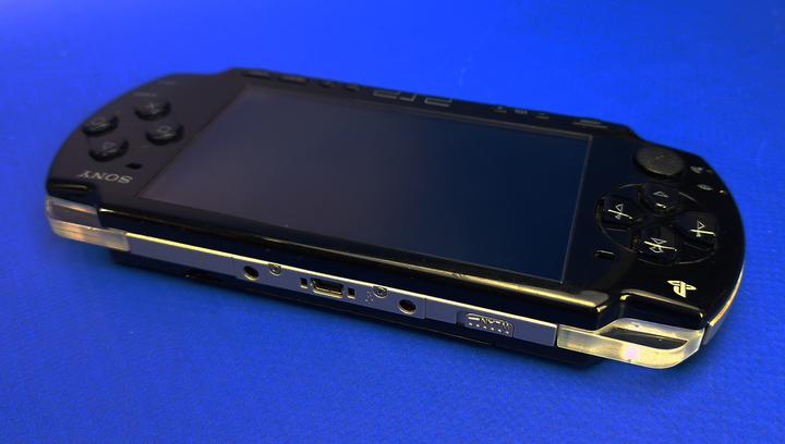 Консоль Sony PlayStation Portable Slim PSP-2ххх Black Б/У - изображение 6