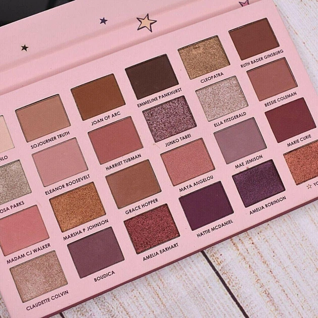 Палетка теней Ciate London I Am Woman Eyeshadow Palette 35 г - изображение 4