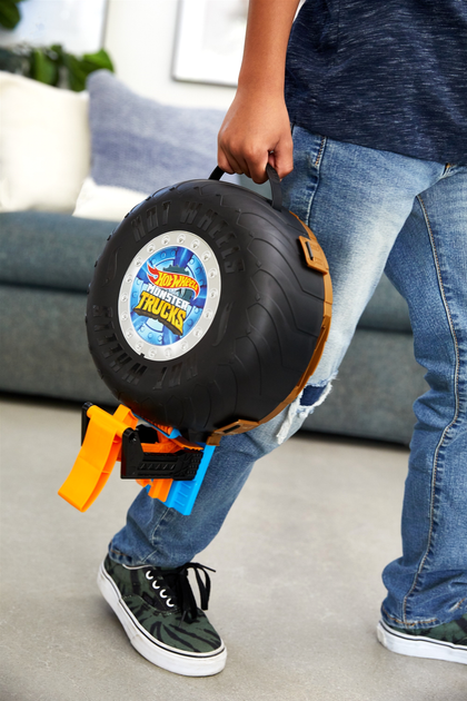 Zestaw do gry Hot Wheels Tricks w oponie z serii Monster Trucks (GVK48) - obraz 10