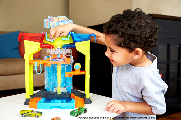 Zestaw do gry Hot Wheels Zmiana koloru Myjnia samochodowa: Eksplozja kolorów (GRW37) - obraz 10