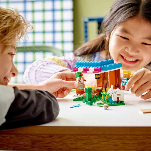 Конструктор LEGO Minecraft Пекарня 154 деталі (21184) - зображення 3