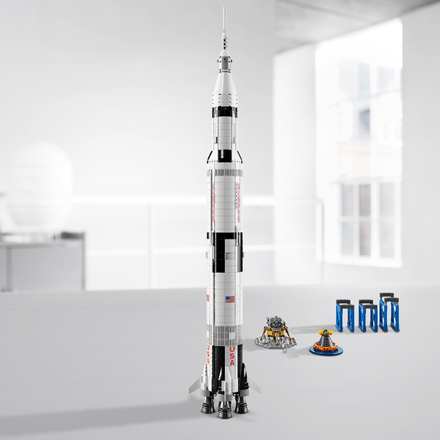 Zestaw klocków LEGO Ideas Rakieta NASA Apollo Saturn V 1969 elementów (92176) - obraz 5