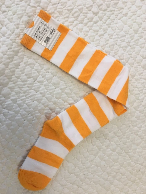 Гольфіни-заколенкі Home Socks 35-40 Широка смужка Жовтогаряче-Білі - Фото 3 Гольфіни-заколенкі Home Socks 35-40 Широка смужка Жовтогаряче-Білі - зображення 3