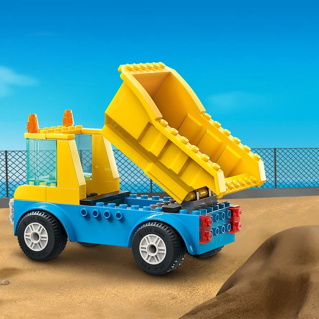 Конструктор LEGO City Будівельна вантажівка й кулястий кран-таран 235 деталей (60391) - зображення 8