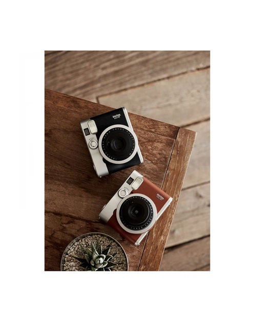 Камера моментальної друку Fujifilm Instax Mini 90 Neo Classic