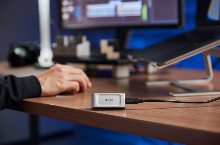 Kingston XS2000 Portable SSD 1TB USB 3.2 Gen2 (2x2) Type-C IP55 3D NAND (SXS2000/1000G) - зображення 9