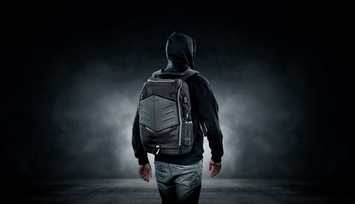 Plecak na laptopa Trust GXT1255 Outlaw 15,6" Czarny (23240) - obraz 15