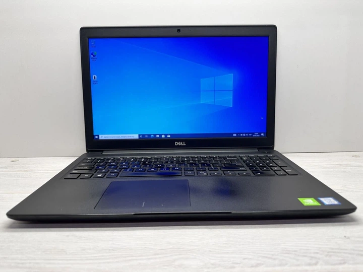 DELLL Latitude 3500 i7-8565U,8GB( おまけ有) Купить ноутбук Б-класс Dell Latitude 3500 / 15.6