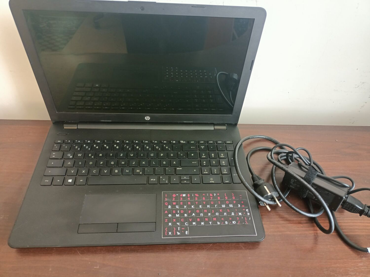 Ноутбук Б-класс HP Laptop 15-bw0xx / 15.6" TN / AMD E2-9000e (2 ядра по ...