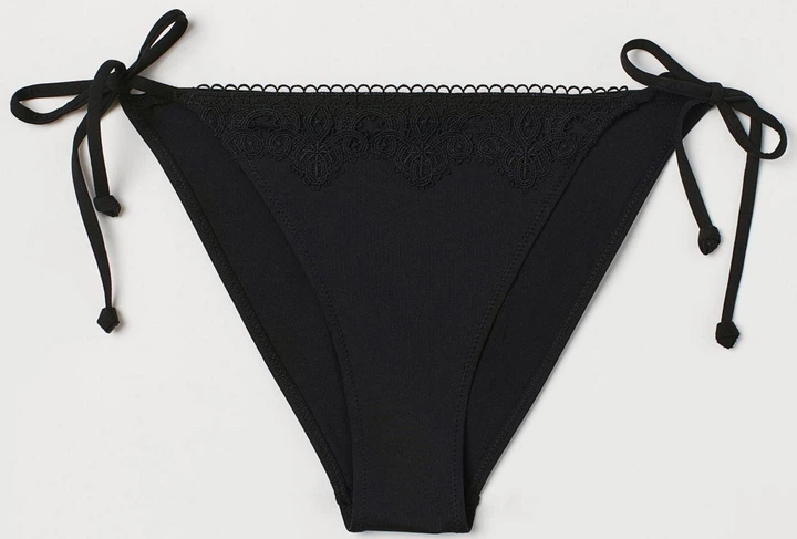 Нижняя часть купальника женская H&M XAZ176888GPUN 48 Черная (DD2000003703012) - Фото 1 Нижняя часть купальника женская H&M XAZ176888GPUN 48 Черная (DD2000003703012) - изображение 1