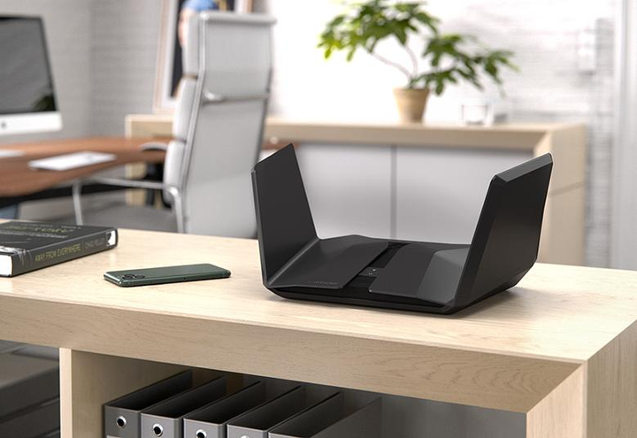 Router Netgear Nighthawk AX12 (RAX120-100EUS) - obraz 5