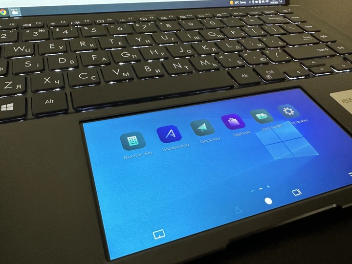 Ноутбук ASUS ZenBook 14 Ultra-Slim Laptop 14” FHD IPS NanoEdg