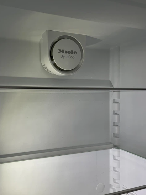 Вбудований холодильник Miele KFN 37232 iD Б\В - изображение 8