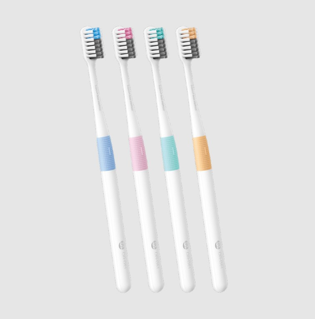Набір зубних щіток DR.BEI BASS Toothbrush 4pcs NUN4006RT