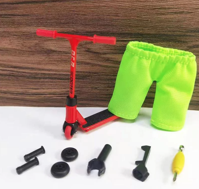 Фингерсамокат с штанишками и мини шузами Scooter Red - Фото 2 Фингерсамокат с штанишками и мини шузами Scooter Red - изображение 2