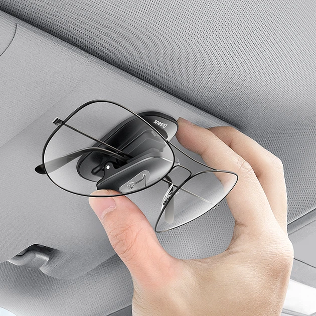 Автомобильный держатель для очков Baseus Platinum Vehicle Eyewear clip (Pasete Type) (ACYJN-A01) черный - Фото 3 Автомобильный держатель для очков Baseus Platinum Vehicle Eyewear clip (Pasete Type) (ACYJN-A01) черный - изображение 3