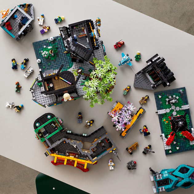 Zestaw klocków LEGO Ninjago Miejskie ogrody Ninjago 5685 części (71741) - obraz 5