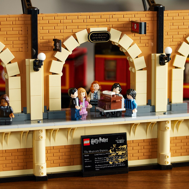 Конструктор LEGO Harry Potter «Хогвартс-експрес» версія для колекціонерів 5129 деталей (76405) - зображення 7