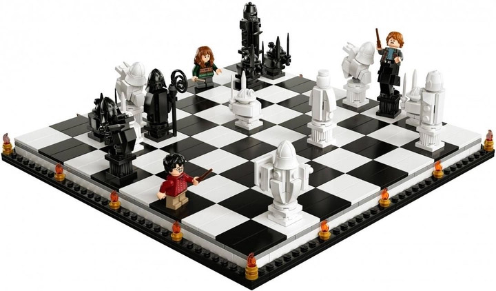 Zestaw klocków LEGO Harry Potter Szachy czarodziejów w Hogwarcie 876 elementów (76392) - obraz 4