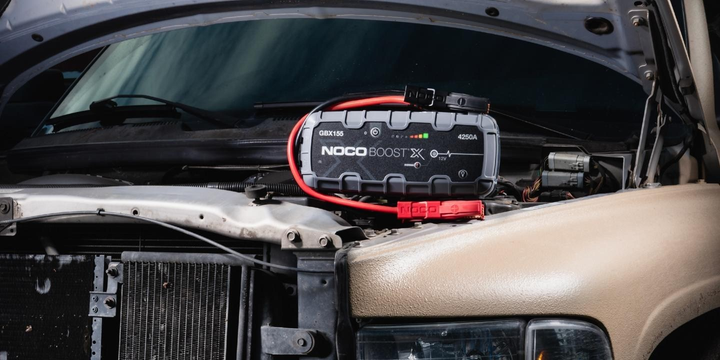 Пусковий пристрій Noco GBX155 Boost X 12V 4250 A (1210000620095) - зображення 4