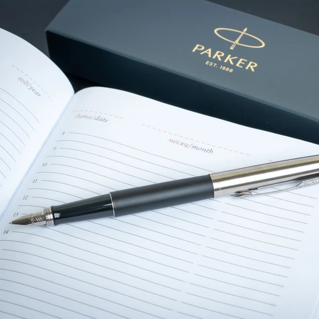 Пір'яна ручка Parker JOTTER 17 Bond Street Black CT FP M 16 212 - Фото 7 Пір'яна ручка Parker JOTTER 17 Bond Street Black CT FP M 16 212 - изображение 7