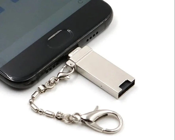 Адаптер перехідник Primolux MCR-6 з microSD на microUSB/USB Primo срібний - Фото 3 Адаптер перехідник Primolux MCR-6 з microSD на microUSB/USB Primo срібний - зображення 3