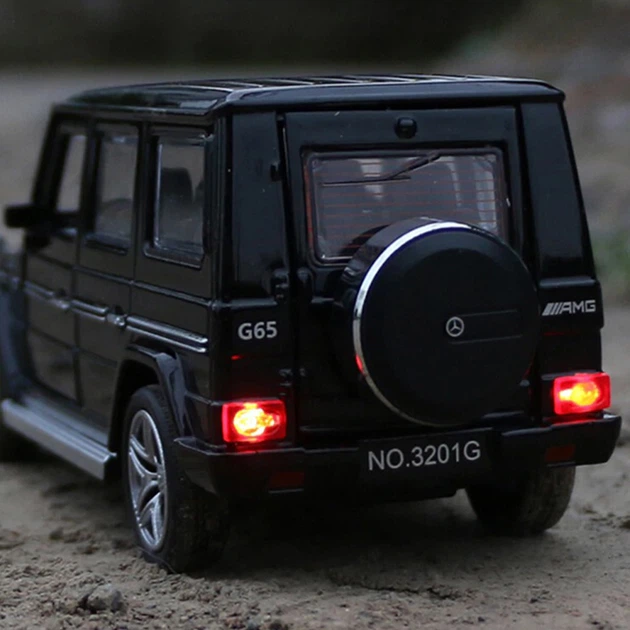 Коллекционная модель AMG игрушка Mercedes Benz G65 AMG 1:32 Черный