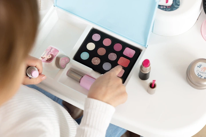 Zestaw zabawkowy Smoby Toaletka z Krzesełkiem 85 x 54 x 34 cm (320249) (3032163202493) - obraz 6
