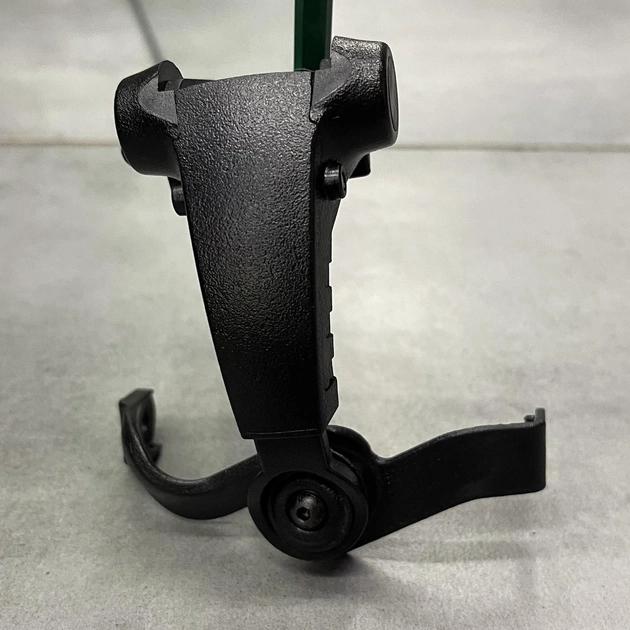 Крепление для наушников на шлем Earmor M16C, адаптер чебурашка для наушников на рейку ARC, цвет – Чёрный (243817) - изображение 2
