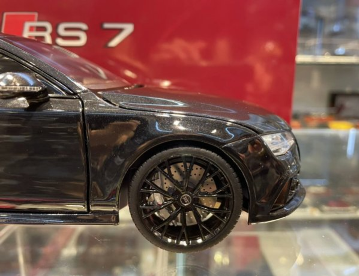 Модель автомобіля Audi RS7 (C7) Sportback Black by NZG
