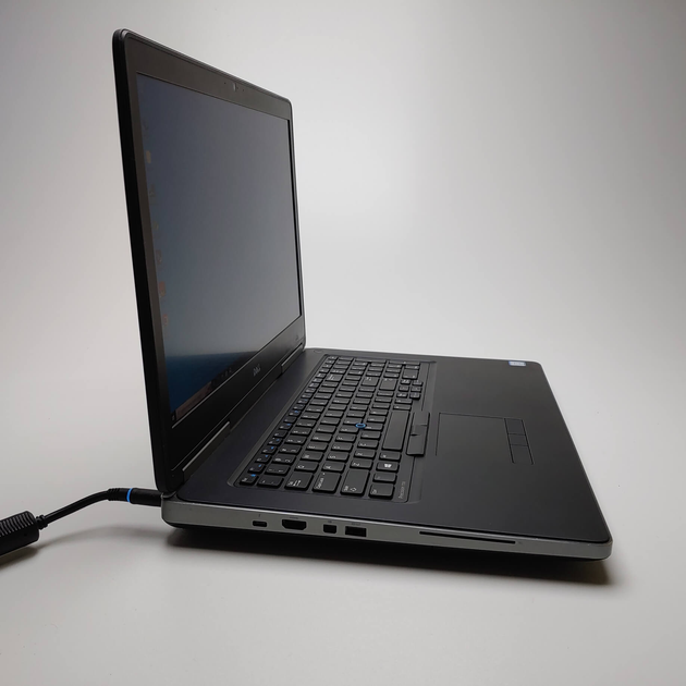 Windowsノート本体 Precision 7720 i7-7920HQ QUADRO FHD Precision 7720 i7-7920HQ QUADRO FHD