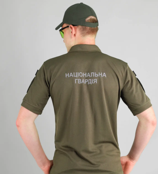Футболка Поло НГУ вологовідштовхуюча CoolPass з нанесенням олива 54 No Brand 170231625_54 - Фото 4 Футболка Поло НГУ вологовідштовхуюча CoolPass з нанесенням олива 54 No Brand 170231625_54 - зображення 4
