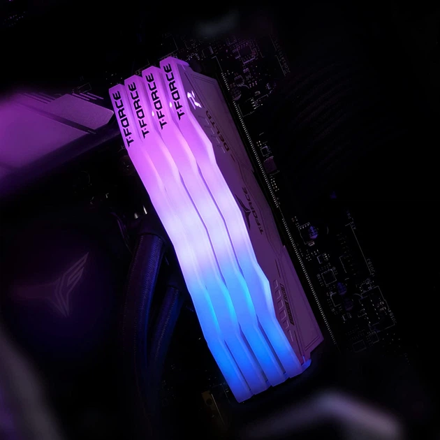 Оперативная память Team T-Force Delta RGB White DDR5 6000 MHz 32GB