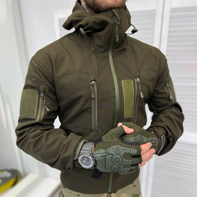 Демісезонна чоловіча Куртка SoftShell з капюшоном та додатковими кишенями олива розмір XL - зображення 1