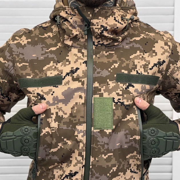 Чоловіча утеплена Куртка Soft-shell з липучками під шеврони та манжетами піксель розмір 2XL - зображення 2
