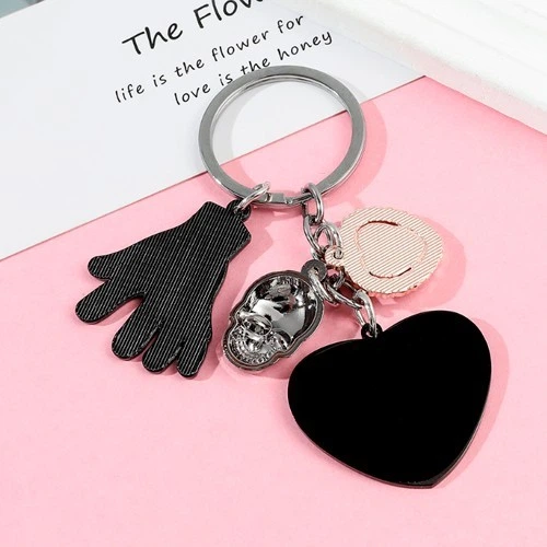 Брелок Венздей Wednesday Keychain подарочная упаковка - Фото 3 Брелок Венздей Wednesday Keychain подарочная упаковка - изображение 3