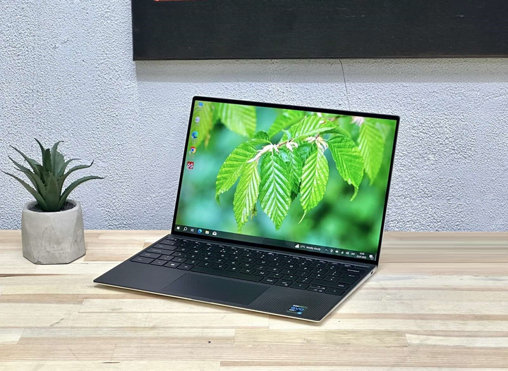 Dell Xps 9310 | 13.4 "4K (3840x2400) Touch / IPS | Intel Core i7-1185G7 ...