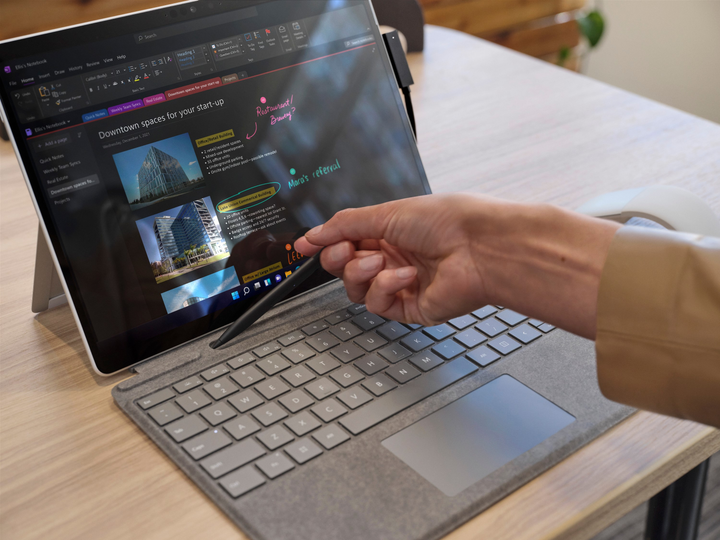 Komercyjna klawiatura Microsoft Surface Pro Signature Platinium dla Pro 8/Pro X (8XB-00067) - obraz 7