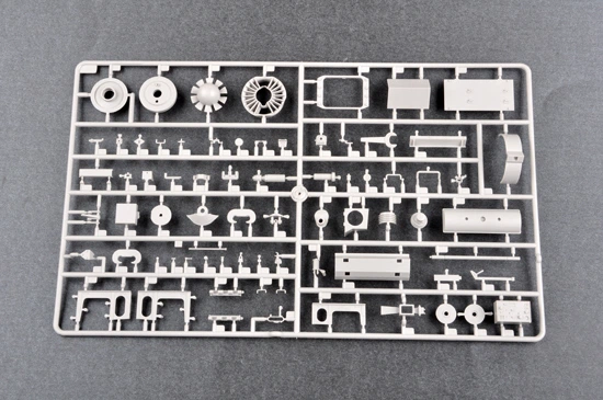 Сборная модель 1/16 cредний немецкий танк Pz.Beob.Wg. IV Ausf.J Trumpeter 00922 - изображение 5